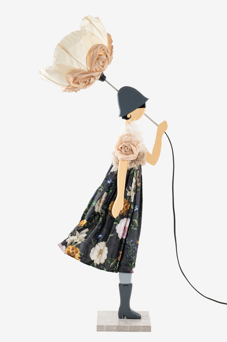 XL Blooming Girl Tsiala