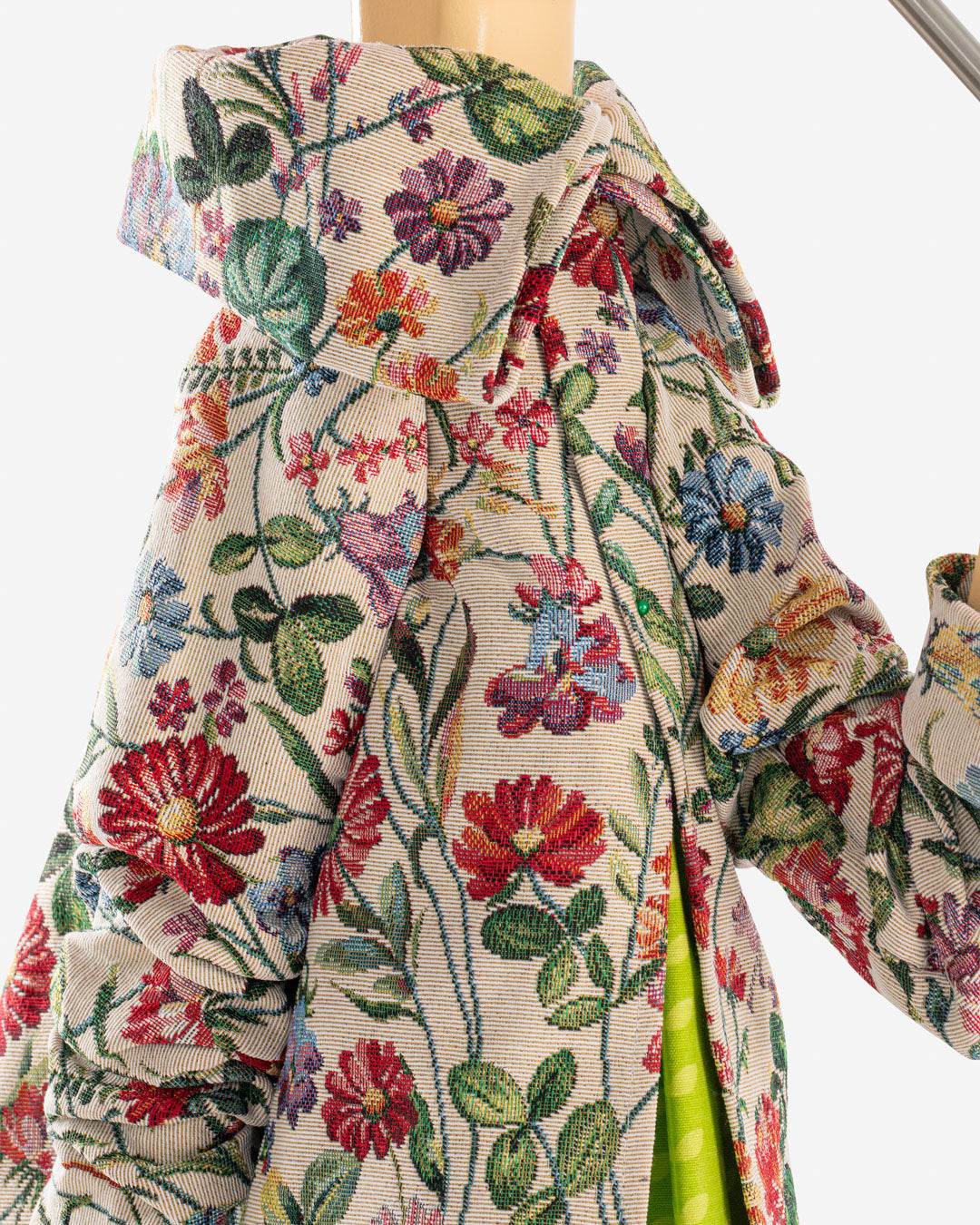 XL Little Girl Allora